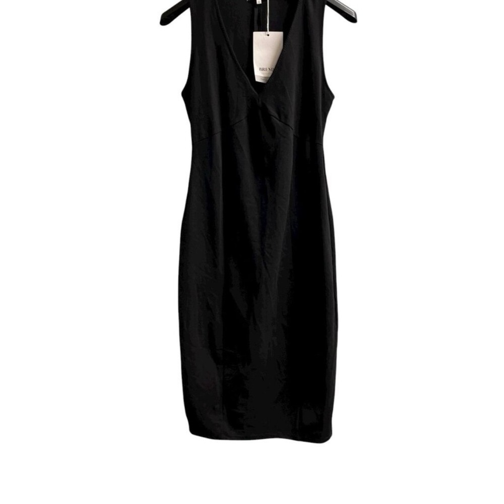 Elegant Black Sleeveless Midi Dress/NWT/Large